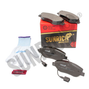 KLOCKI HAMULCOWE SUNRICH PRZÓD SR0490.03-1855