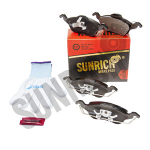 KLOCKI HAMULCOWE SUNRICH PRZÓD SR0493.01-1358