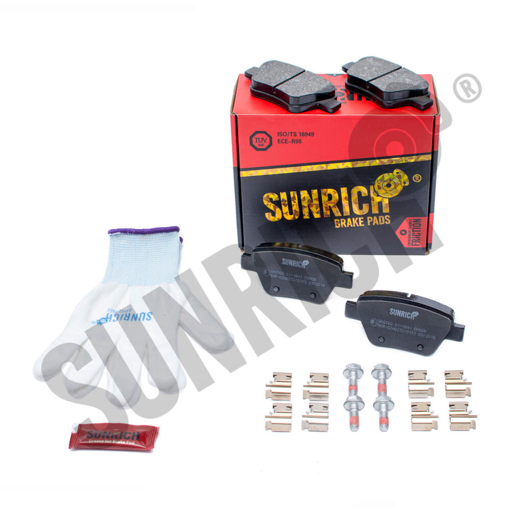 KLOCKI HAMULCOWE SUNRICH TYŁ  SR0760.01-1841