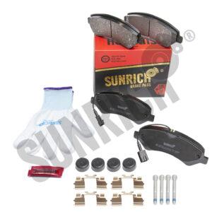 KLOCKI HAMULCOWE SUNRICH PRZÓD SR0766.01-1982